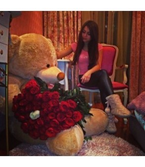 Giant Teddy & Dozen Roses (5ft)